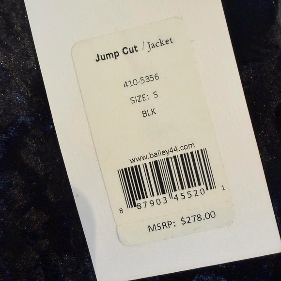 Bailey 44 Black Velvet Blazer Jacket NWT Small - Picture 5 of 7